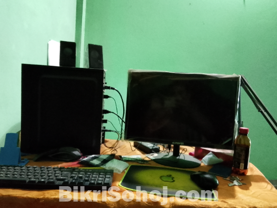 ডেস্কটপ কম্পিউটার